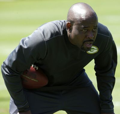 Seahawks request interview with Cowboys defensive coach Joe Whitt Jr.