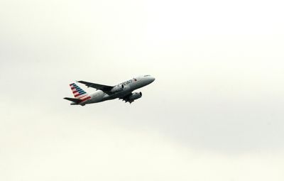 American Airlines suffers loss as Omicron clouds outlook