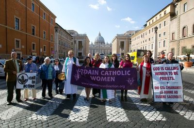 Vatican includes group backing women's ordination on website