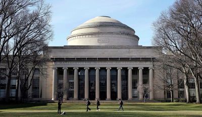 US drops case against MIT professor accused of ties to China