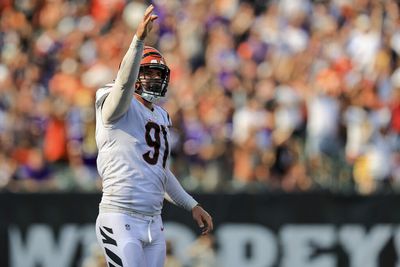 Which former Saints players, coaches are competing in the playoffs divisional round?