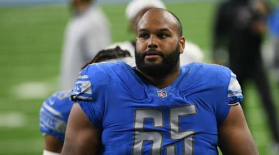 Lions OL Asks Why Politicians Can Buy Stocks If Players Can't Bet on Games