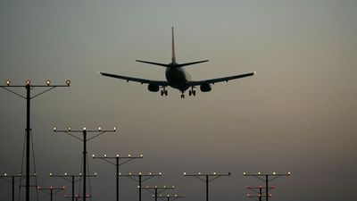 FAA clears more planes after 5G fears