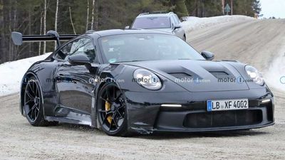 Porsche 911 GT3 RS Spied In Detail During Cold-Weather Testing