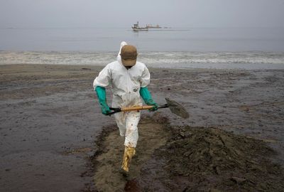 Peru: 21 beaches polluted by spill linked to Tonga eruption