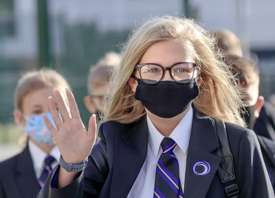 Education Secretary to vet local plans to bring back masks in schools