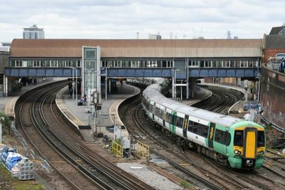 England to ban loudspeaker 'spam' on trains