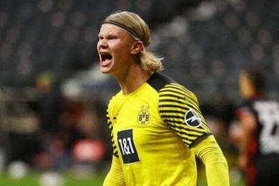 Transfer news LIVE! Tottenham ‘agree’ £22m Traore deal, Man City in Alvarez talks, Chelsea land youngster