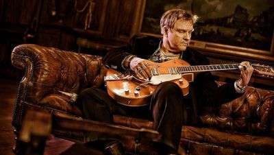 Singer Meat Loaf dead, aged 74