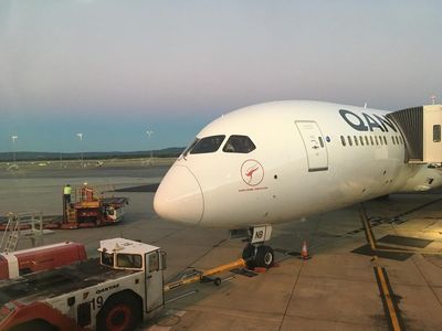 Qantas warns London-Perth nonstop flights could be delayed even further