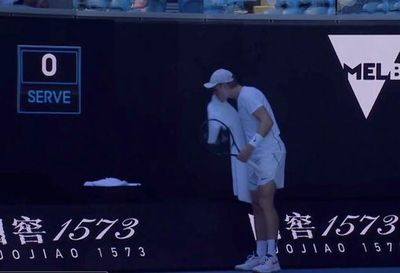 Denis Shapovalov walks away as opponent argues with umpire - ‘she doesn’t like me’