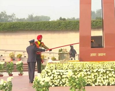 Flame at Amar Jawan Jyoti at India Gate extinguished, merged with National War Memorial
