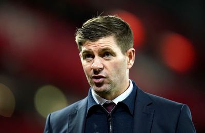 Steven Gerrard expects Everton reaction after Rafa Benitez sacking