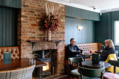 The Victoria, Oxshott, Surrey: ‘A proper trousers sort of place’ – restaurant review