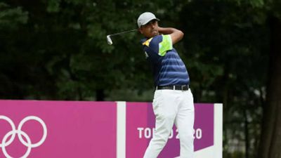 Lahiri opens with 69 as Cantlay leads in California