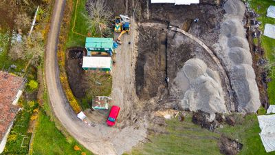 Ancient Row-m: Archeologists Unearth Roman Amphitheater Under Rowing Club Building Site