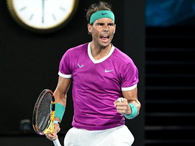 Nadal continues march to Open title
