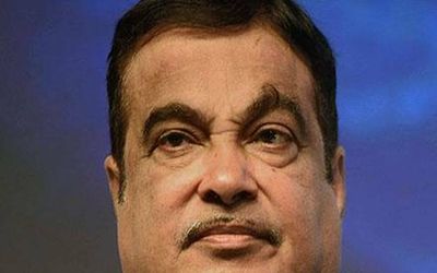 Gadkari appeals to CM to intervene and review all road projects in T.N.