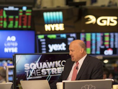 Jim Cramer Buys The Dip In Salesforce, Marvell And This Health Stock
