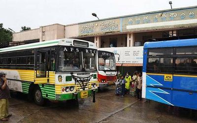 APSRTC earns ₹144 crore revenue via Sankranti specials