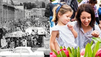 Hobart's Salamanca Markets celebrate 50 years