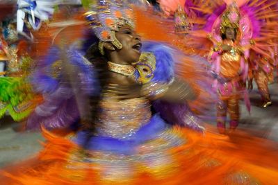 Rio de Janeiro delays Carnival parades as omicron spreads