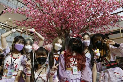 8,112 new Covid cases, 19 more deaths