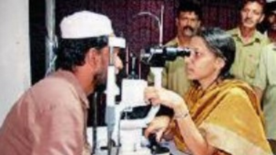LVPEI, Bajaj to set up centre for retinal diseases