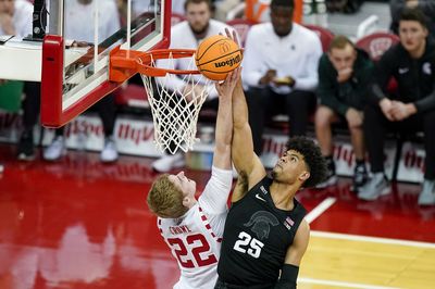 No. 14 Michigan State basketball bounces back, beats No. 8 Wisconsin on the road