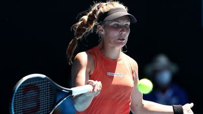 Wildcard Maddison Inglis goes down in three sets to Kaia Kanepi at Australian Open