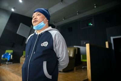 'Wuhan, I Am Here': Film follows volunteers in sealed city