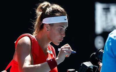 Australian Open | Sabalenka overcomes serving issues to see off Vondrousova