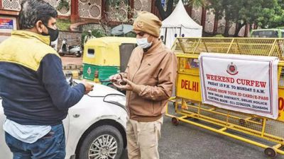 Delhi: Continue with weekend curfew till positivity rate is down to 5%, say 63% of those surveyed