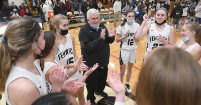 Fenwick girls basketball coach Dave Power to retire after 45 years and 1,000 wins