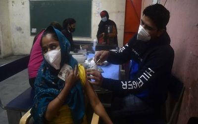 India reports 3,30,836 new COVID-19 cases, 512 deaths on January 22, 2022