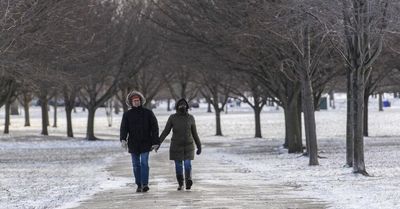 Snow warning: Chicago expected to get 2 to 5 inches of snow by Sunday morning