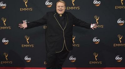 Louie Anderson, Comic, Emmy Winner for 'Baskets,' Dies at 68