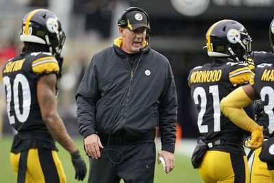 Defensive coordinator Keith Butler informs Steelers he is retiring
