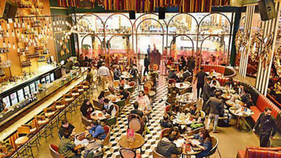 Kolkata: Footfall crawls up at restos after a brief lean period
