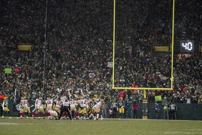 Robbie Gould’s 45-yard field goal as time expires lifts 49ers over Packers