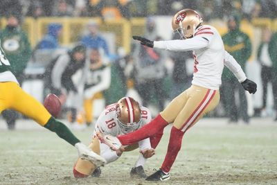 49ers upset top-seeded Packers, Bengals topple Titans