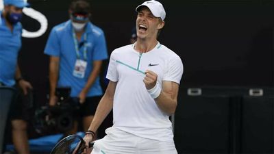 Australian Open: Shapovalov stuns Zverev to enter quarterfinals