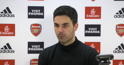 Mikel Arteta offers concerning update on Arsenal’s Dusan Vlahovic and Arthur transfers