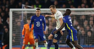 Roy Keane and Gary Neville disagree on Harry Kane's disallowed goal during Chelsea vs Tottenham