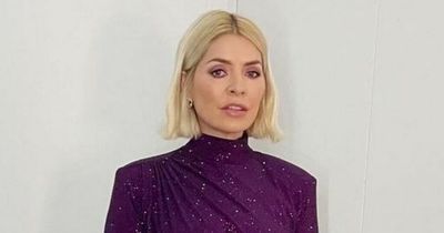 Holly Willoughby looks like 'a goddess' as she hosts Dancing On Ice
