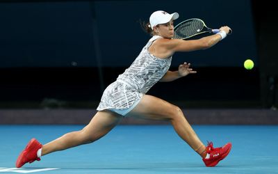 Ice-cool Ash Barty takes care of business, positioning herself for shot at glory