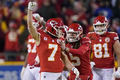 See all of the 25 points the Bills and Chiefs combined for in the final 2 minutes of the 4th quarter