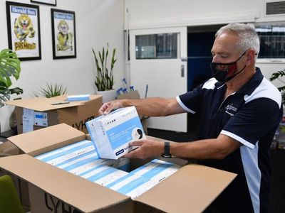 Vic schools receive RAT tests