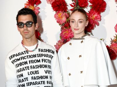 Sophie Turner and Joe Jonas impersonate Kim and Khloe Kardashian in ‘hilarious’ video