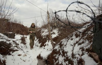 Ukraine crisis: UK begins withdrawing embassy staff from Kiev as Russia war fears mount